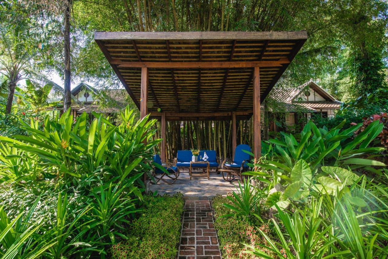 Muang La Lodge Exteriör bild